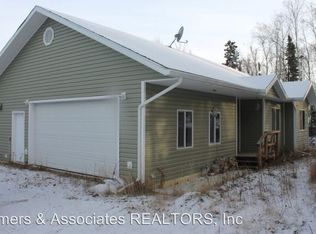 910 Ellesmere Dr, Fairbanks, AK 99709