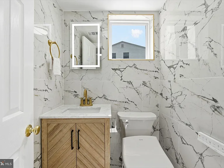 9831 Singleton Dr — Photo 21