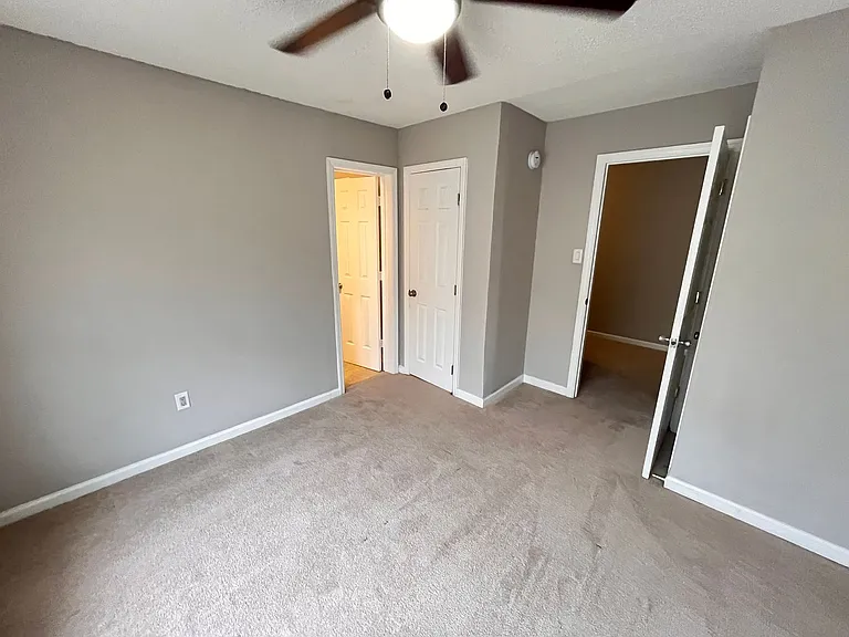 130 Crescent Cir — Photo 18