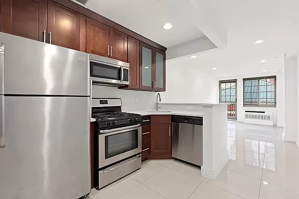 Rented by Corcoran | media 5