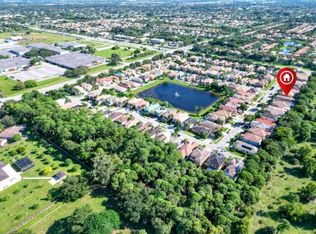 6925 Spider Lily Ln, Lake Worth, FL 33462