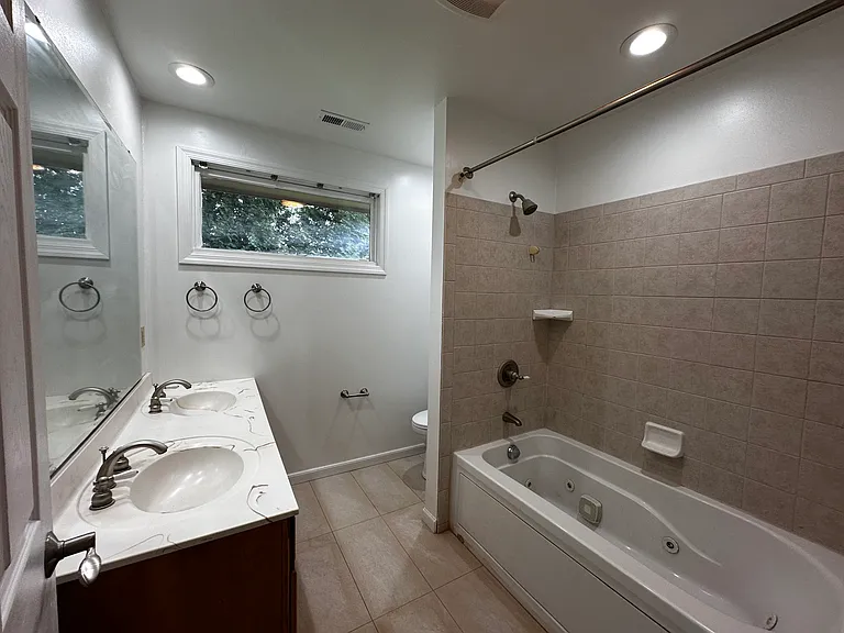 106 Fawn Valley Dr — Photo 11