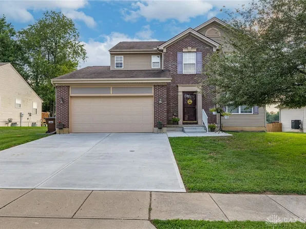 2376 Harmony Dr, Xenia, OH 45385