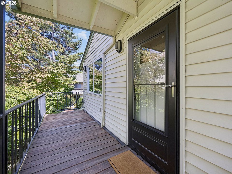 1st image of 631 N Hayden Bay Dr