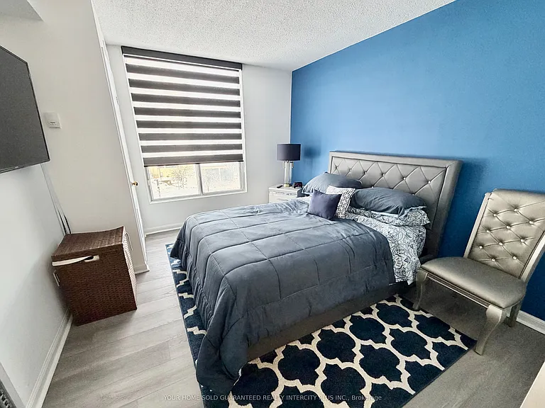 75 Ellen St #704 — Photo 12