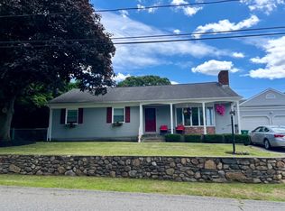33 Achille St, Woonsocket, RI 02895