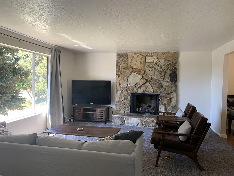 4 bed, 1900 sqft, $750 — Photo 4