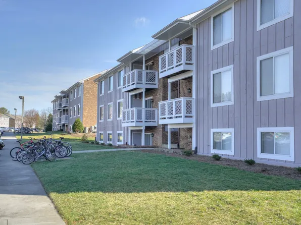 1213 University Ter APT K, Blacksburg, VA 24060