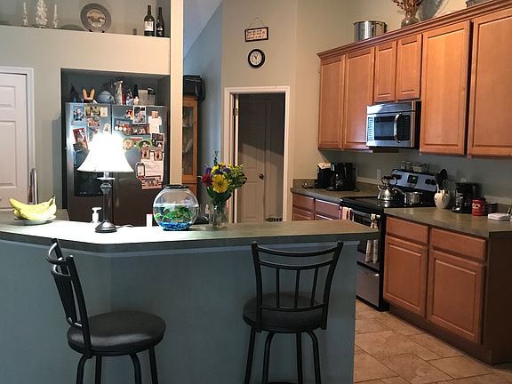 4th image of 11 Watkins Pl