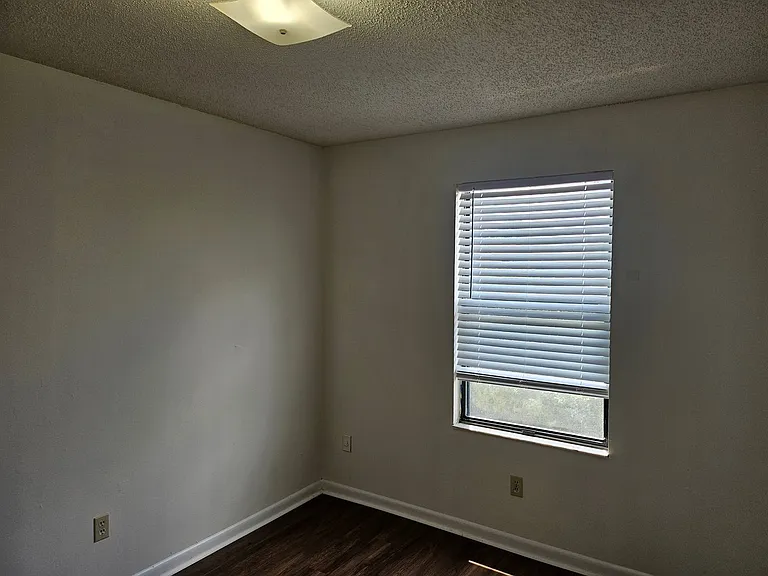 1343 Jefferson Ave #C — Photo 13