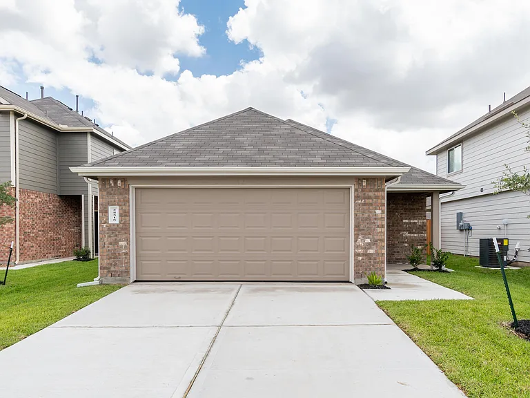 24315 Volta Gardens Ct — Photo 1