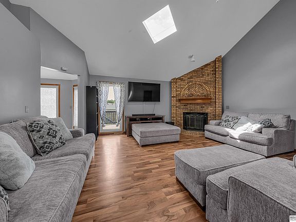 2nd image of 3507 Lookingglass Dr