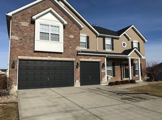 629 Briar Lake Pl, Columbia, IL