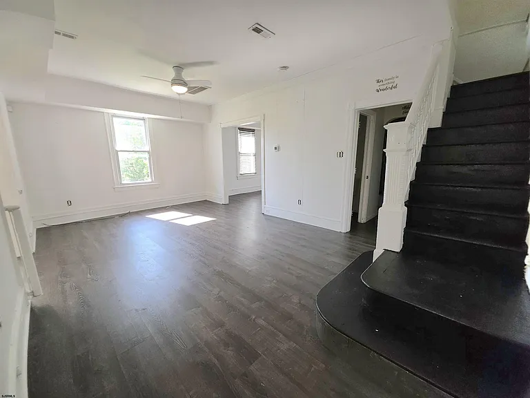 1404 Madison Ave — Photo 9