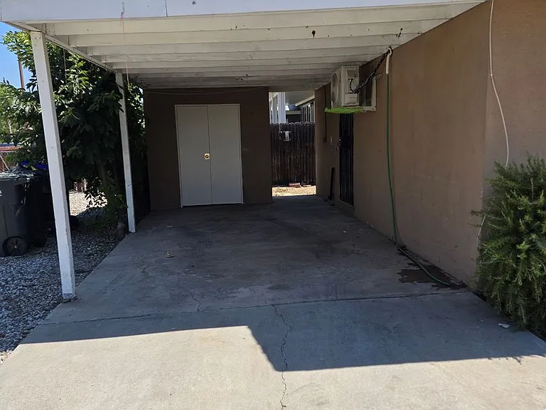 461 N Franklin St — Photo 4
