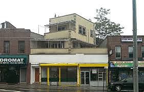 1st image of 4018 Greenpoint Ave