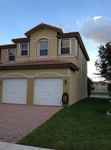1st image of 11374 NW 83rd Way