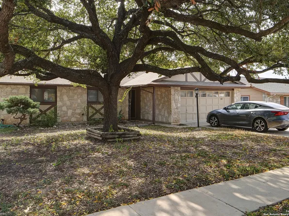 9602 Gold HL, San Antonio, TX 78245