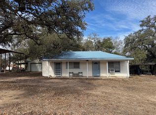 1501 E Highway 71, La Grange, TX 78945