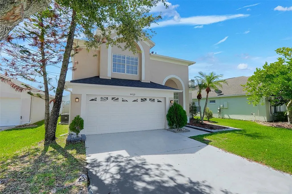 4 bed, 4.0 bath, 2140 sqft, $3,500 — Photo 2