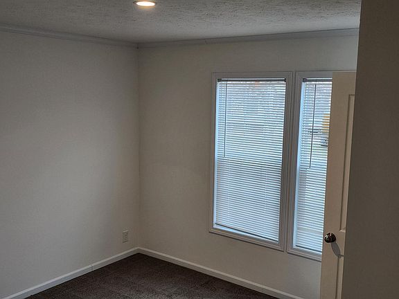 5th image of 49667 Newark Dr #571