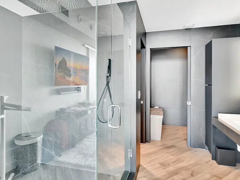 2020 N Bayshore Dr #3409 — Photo 10