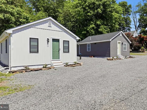 1605 N Line St E, Lansdale, PA 19446
