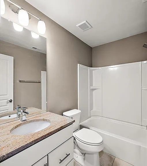 2877 Hartwick Dr — Photo 42