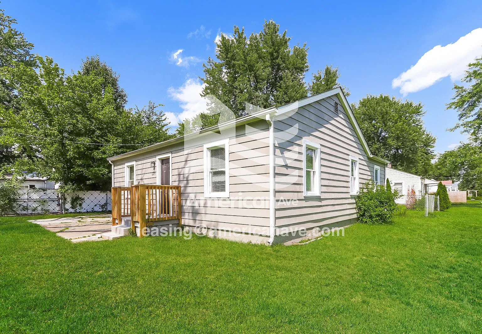3 bed, 1.0 bath, 1030 sqft, $1,480 — Photo 3