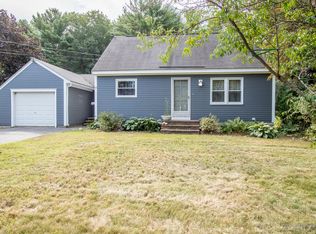 7 Wayne Ave, Gray, ME 04039