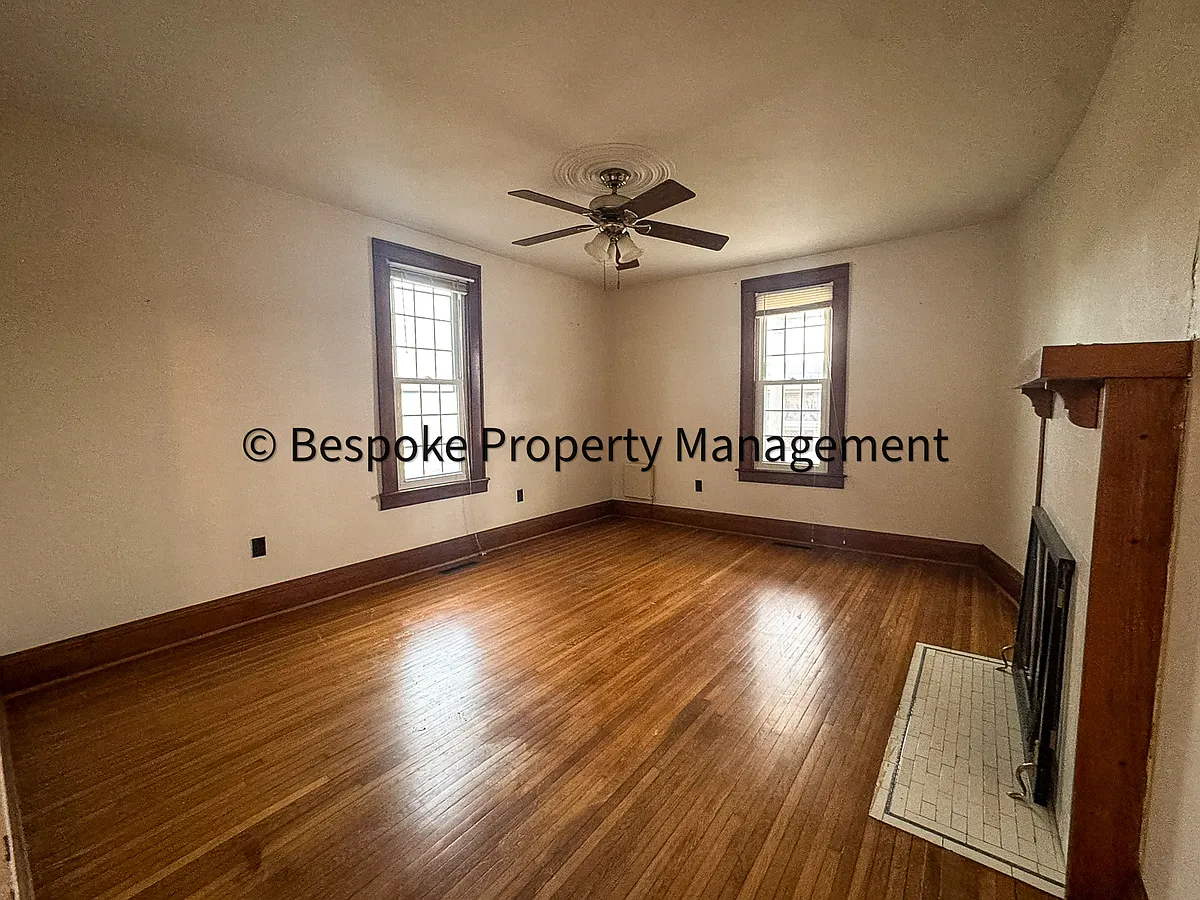 Building Photo - 128 Coleman Ave #B