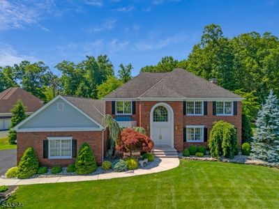 1 Mckay Dr, Bridgewater, NJ, 08807