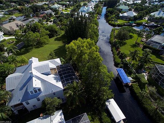 3rd image of 6423 Cocos Dr