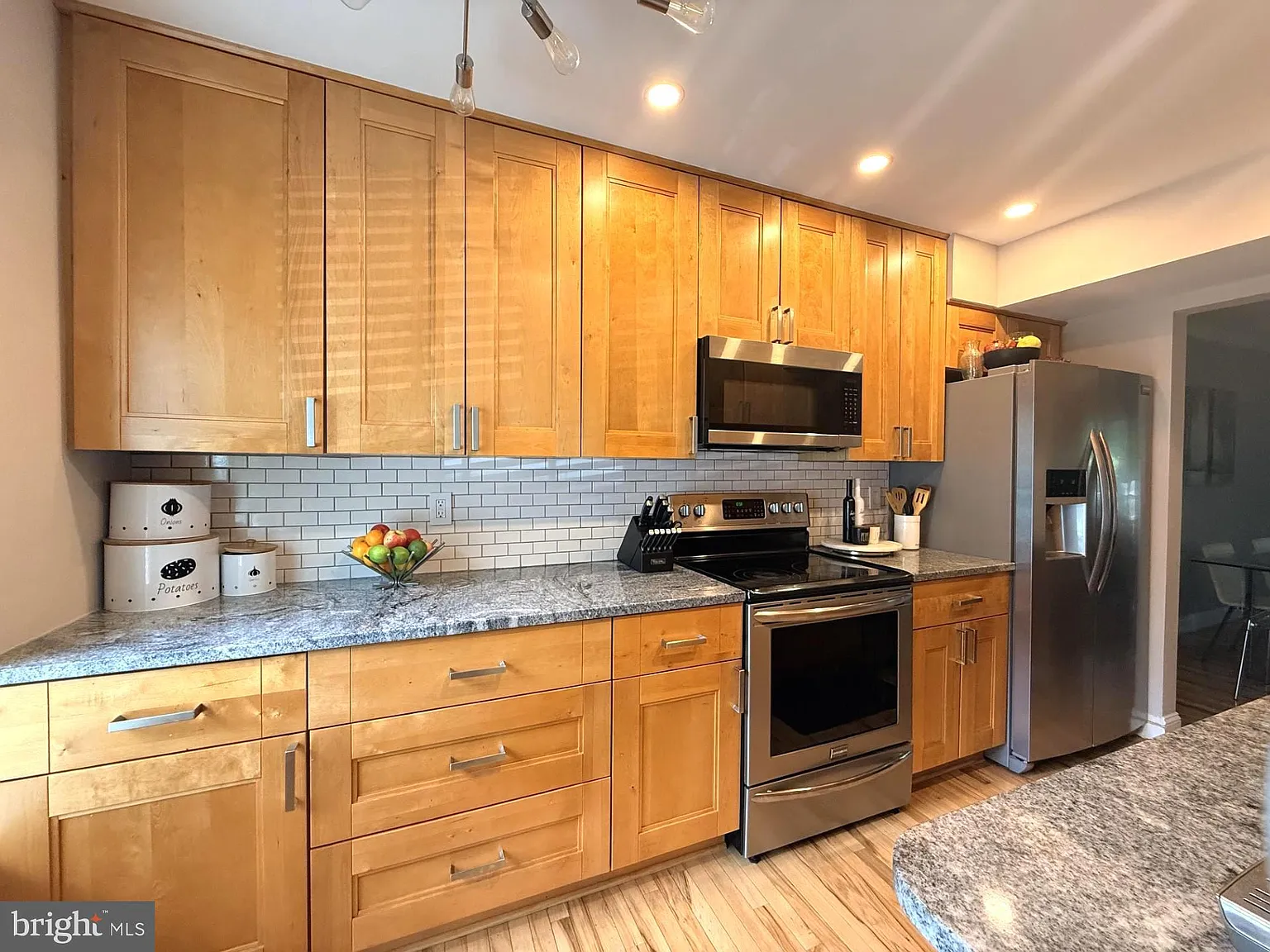 3 bed, 2.5 bath, 1244 sqft, $2,750 — Photo 1