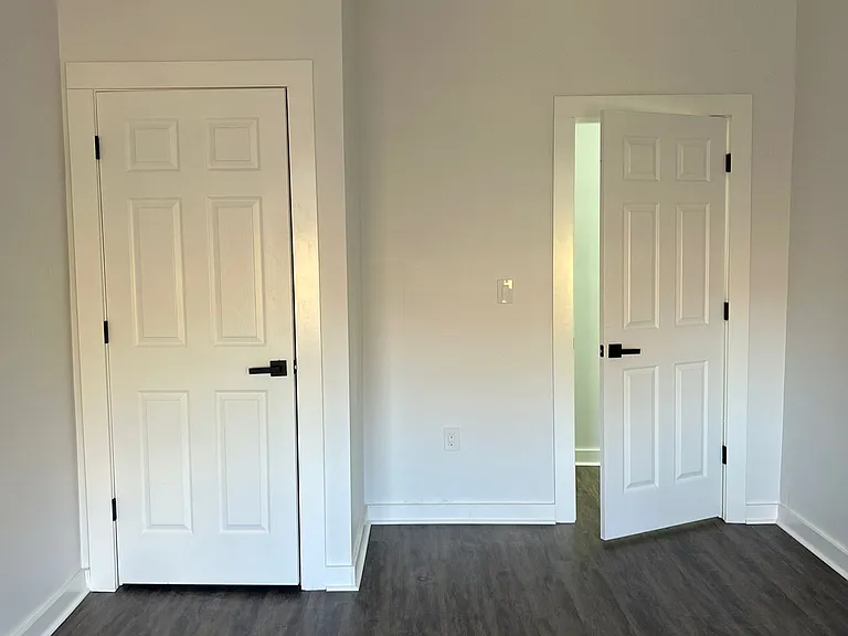 454 Newfield Ave #2 — Photo 8