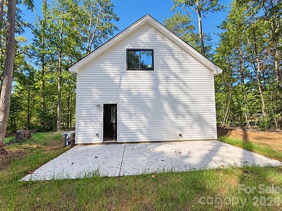2nd image of 146 Hillcrest Rd #1201