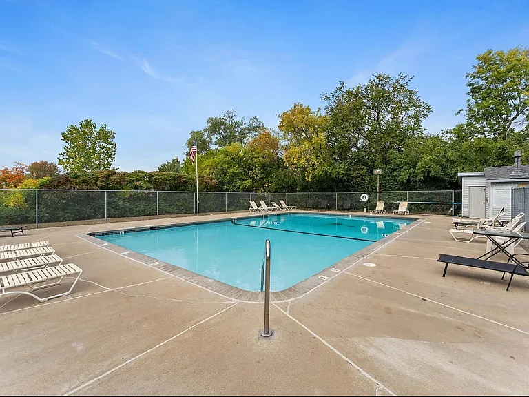 3454 Highlander Dr #B — Photo 12