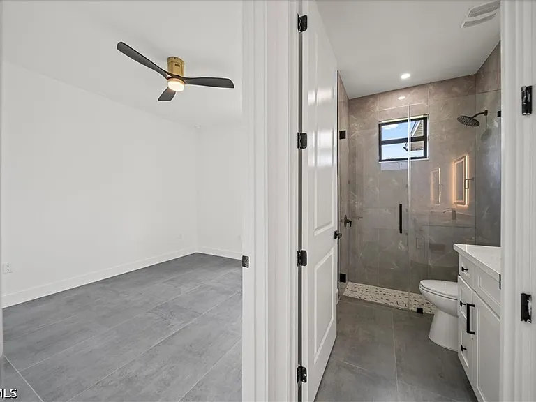 4536 NW 35th Pl — Photo 26