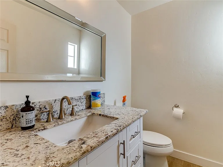 2703 Huntington Ln #A — Photo 15