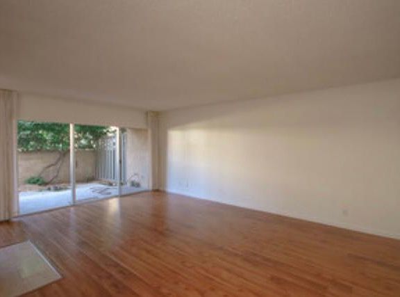 5th image of 1125 Arcadia Ave #6