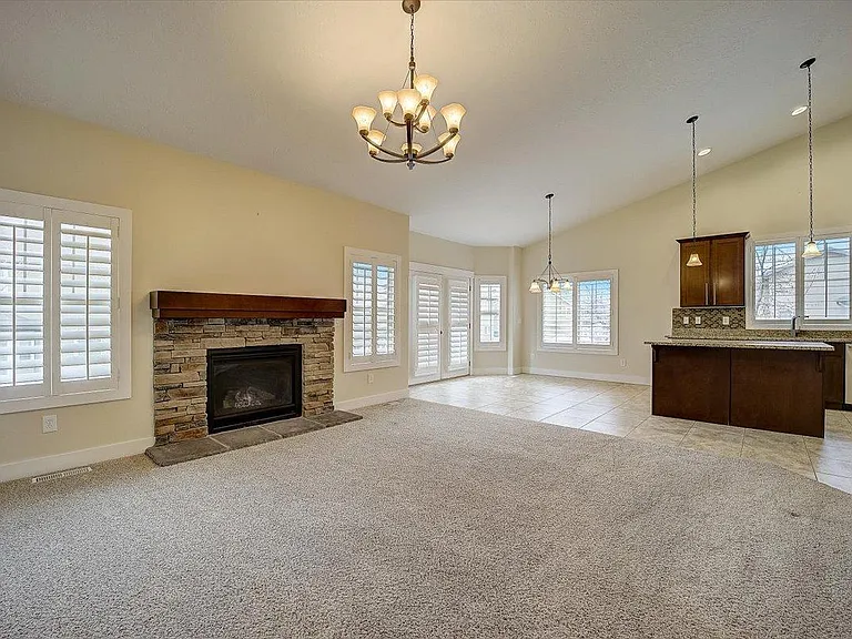 350 S Millers Mile Rd — Photo 5