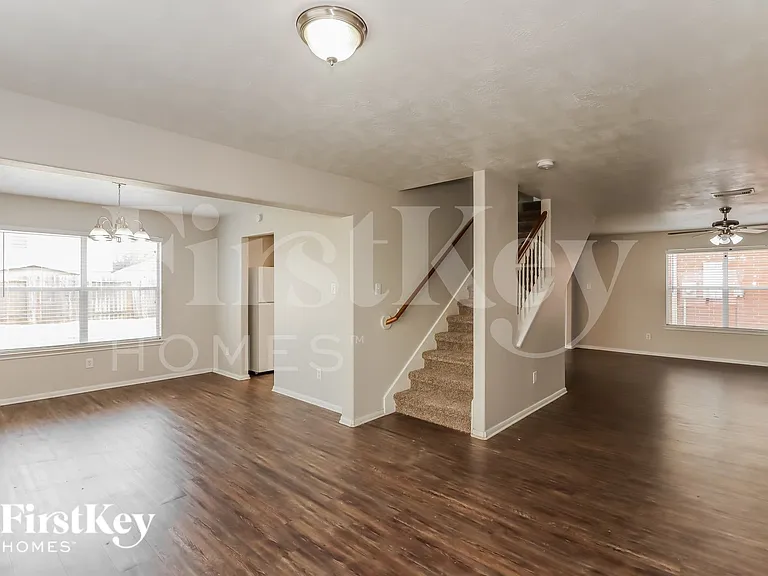 25339 Barmby Dr — Photo 3
