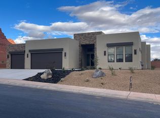 162 N Apex Ln, Ivins, UT 84738