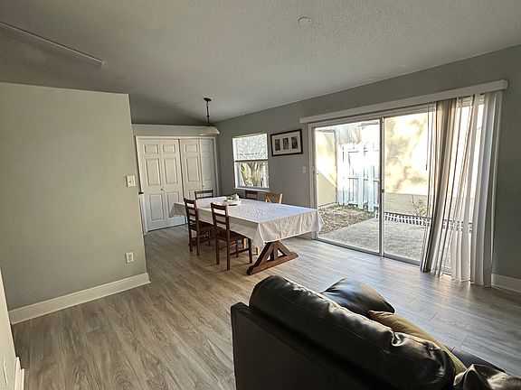 2nd image of 1521 Winter Green Blvd