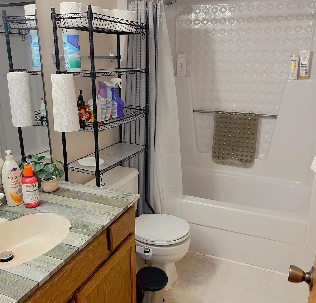 2 bed, 700 sqft, $900 — Photo 4