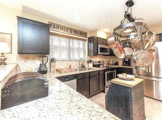 306 Maple Leaf Dr, League City, TX 77573