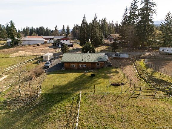 2nd image of 2121 Dzini Rd