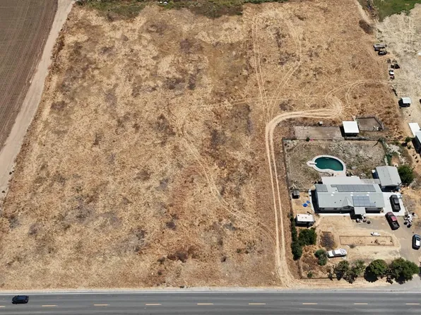 23833 River Rd, Stevinson, CA 95374