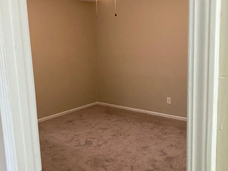 311 Dixie Dr — Photo 16