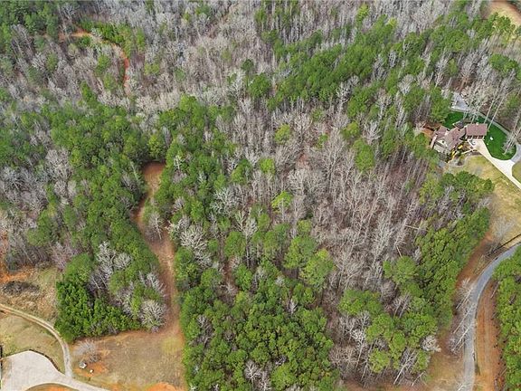 2nd image of 2025 Soap Creek Rd #2